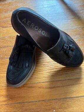 AEROSOLES Black Tassel Kiltie Slip-On Loafers